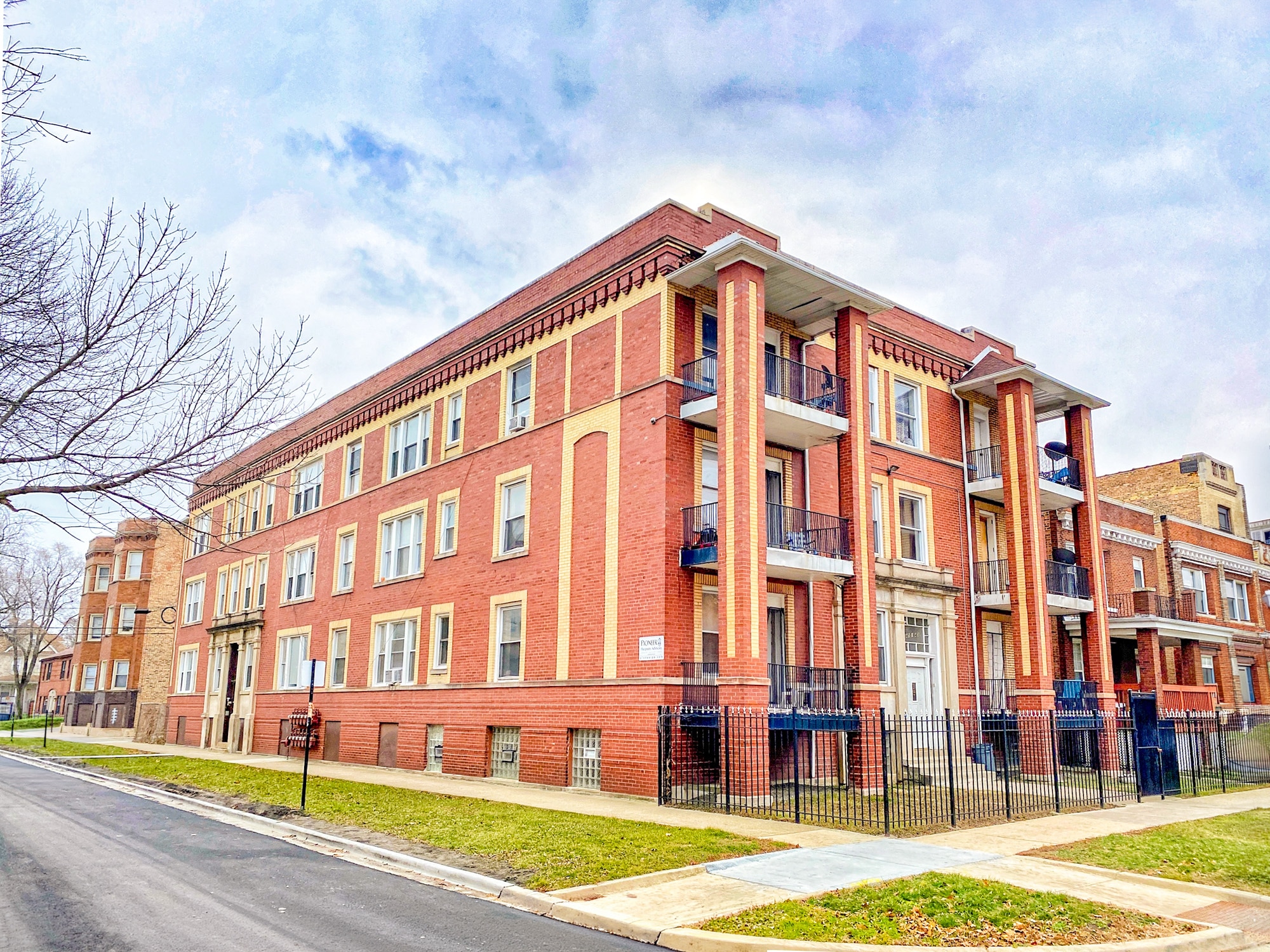 245 N Mason Ave, Chicago, IL for Sale