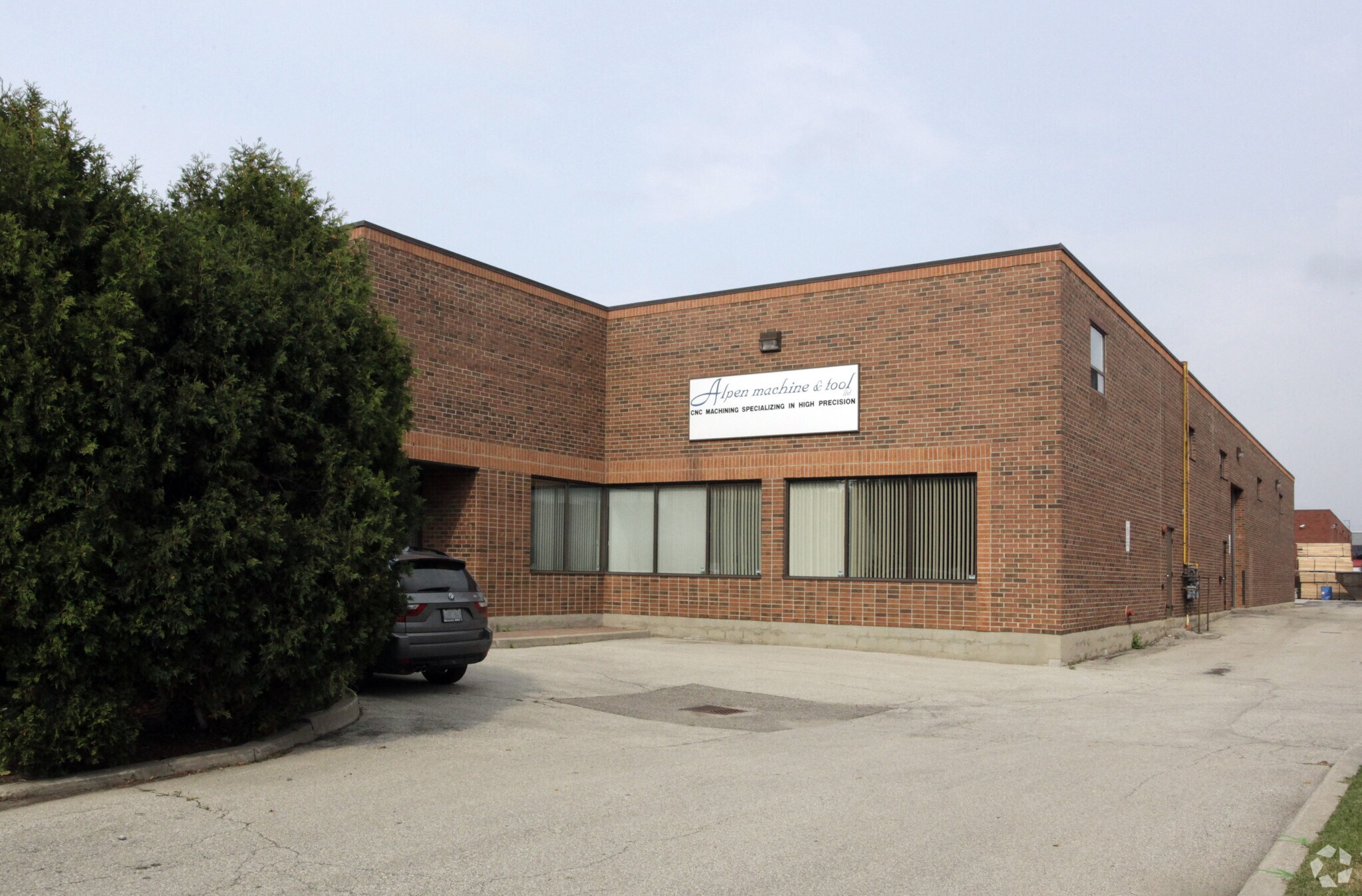 41 Buttermill Ave, Vaughan, ON for Rent