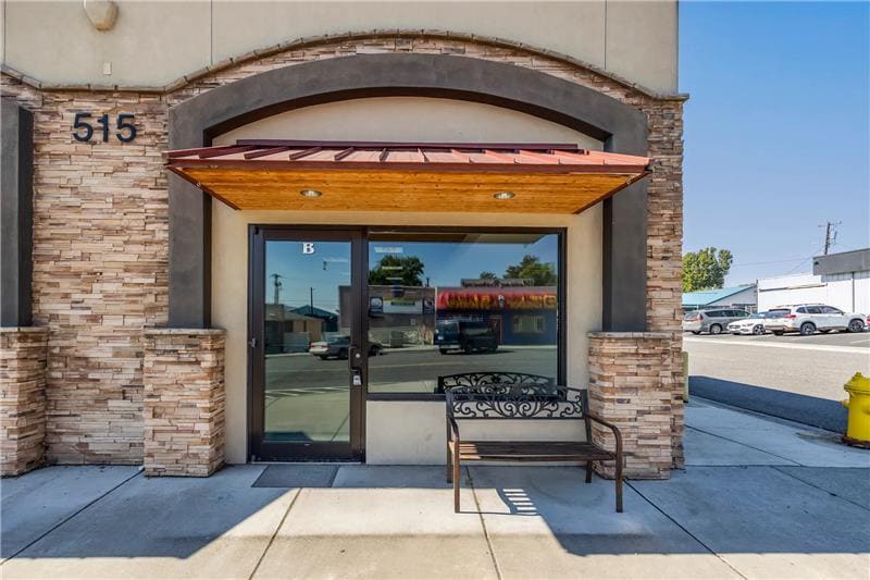 515 9th St, Benton City, WA for Rent