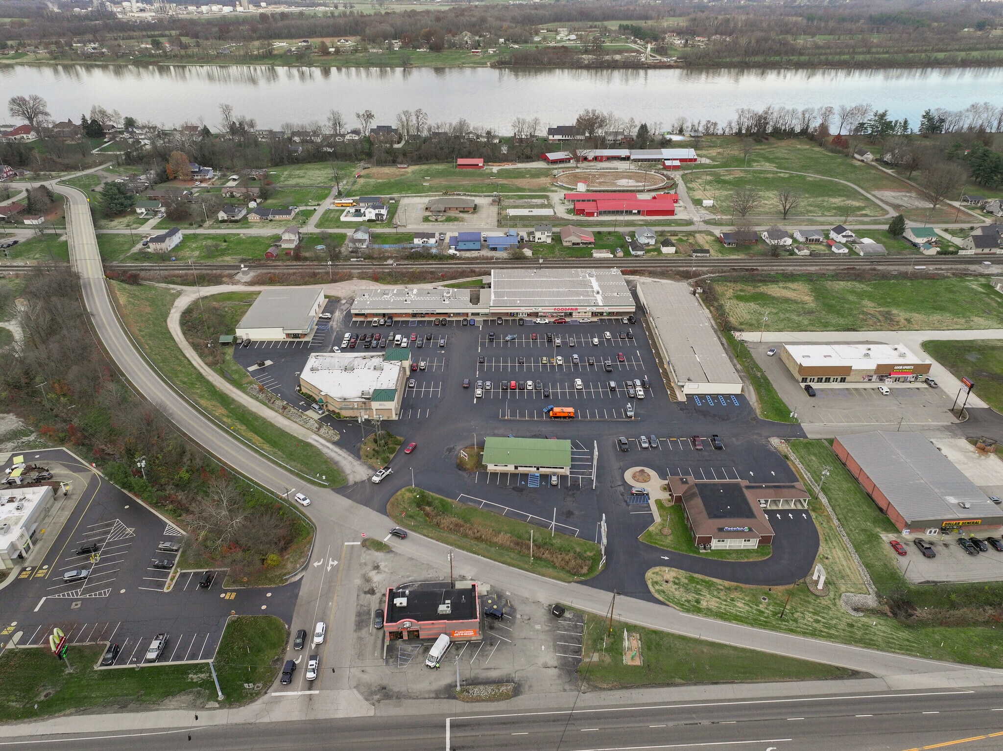 1629 Ashland Rd, Greenup, KY for Sale