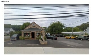 Ronkonkoma, NY Storefront Retail/Office - 304 Hawkins Ave