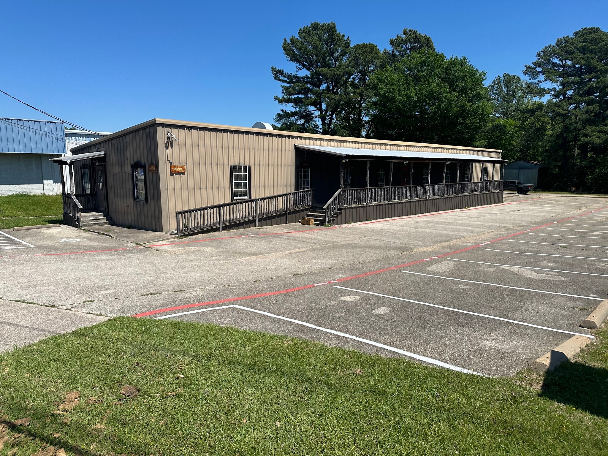 2718 Gilmer Rd, Longview, TX for Sale