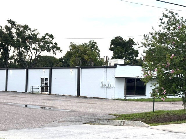 4705 N Lois Ave, Tampa, FL for Rent