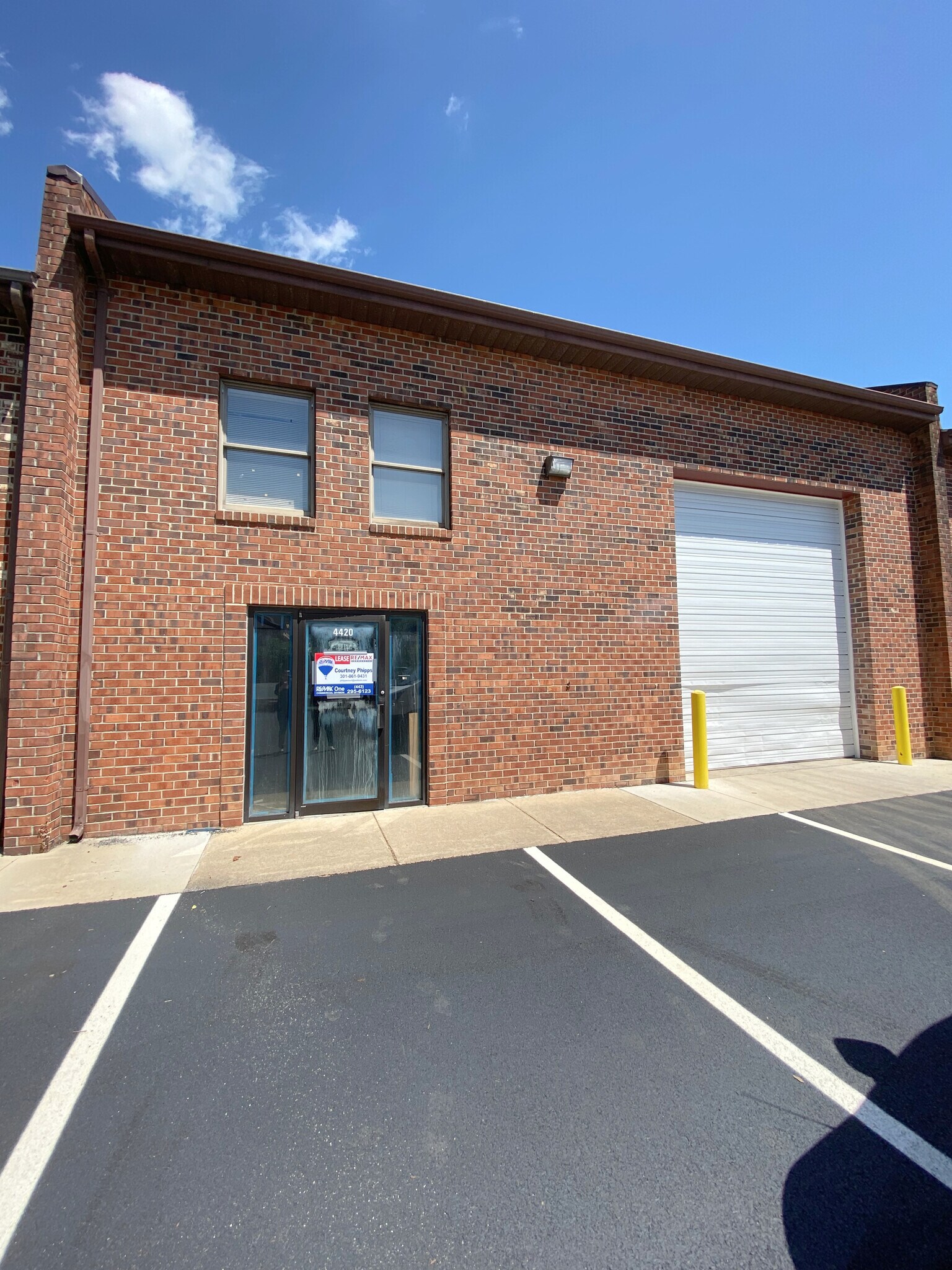 4400-4436 Southern Business Park Dr, White Plains, MD for Rent