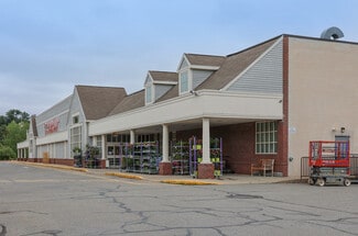 North Reading, MA Supermarket - 97 Main St