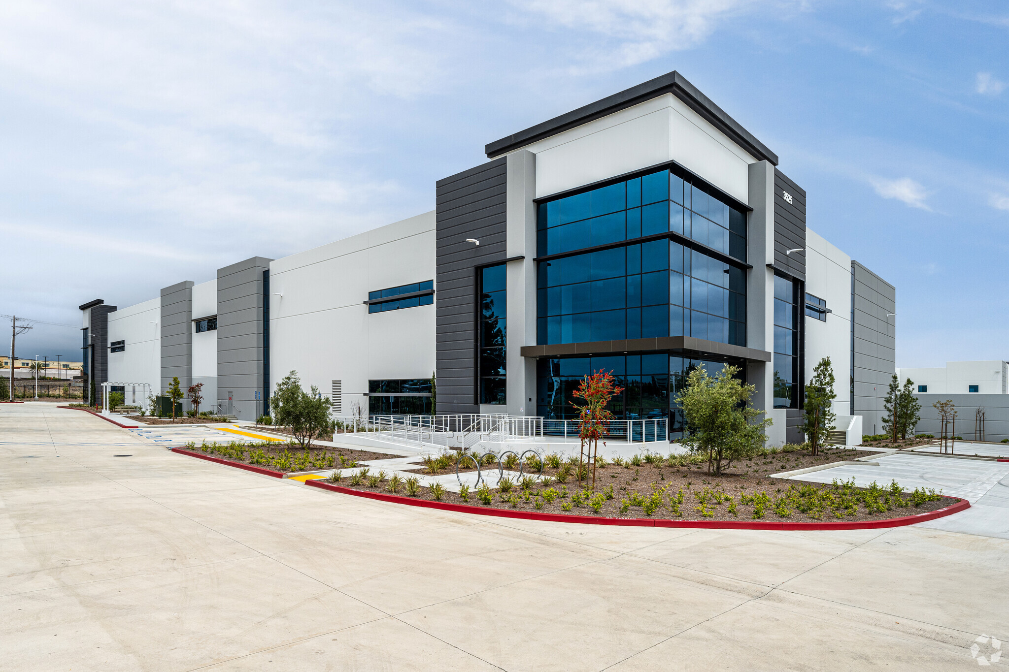 3525 E Airport Dr, Ontario, CA for Rent