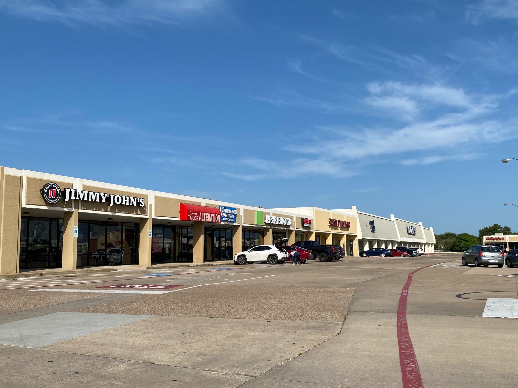 550-682 SW Wilshire Blvd, Burleson, TX for Rent