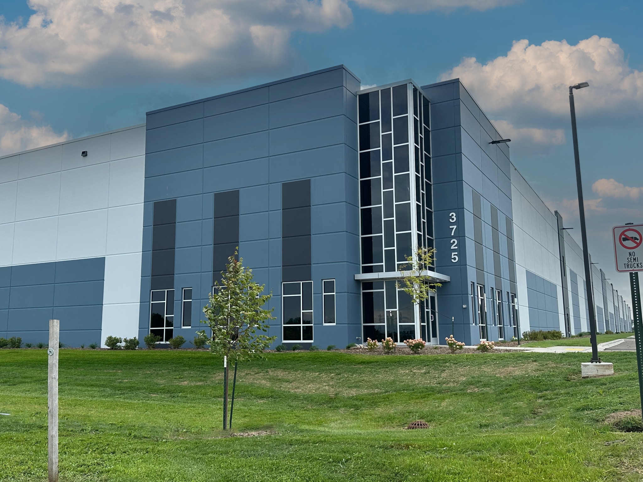 3725 E Milis Dr, Appleton, WI for Rent