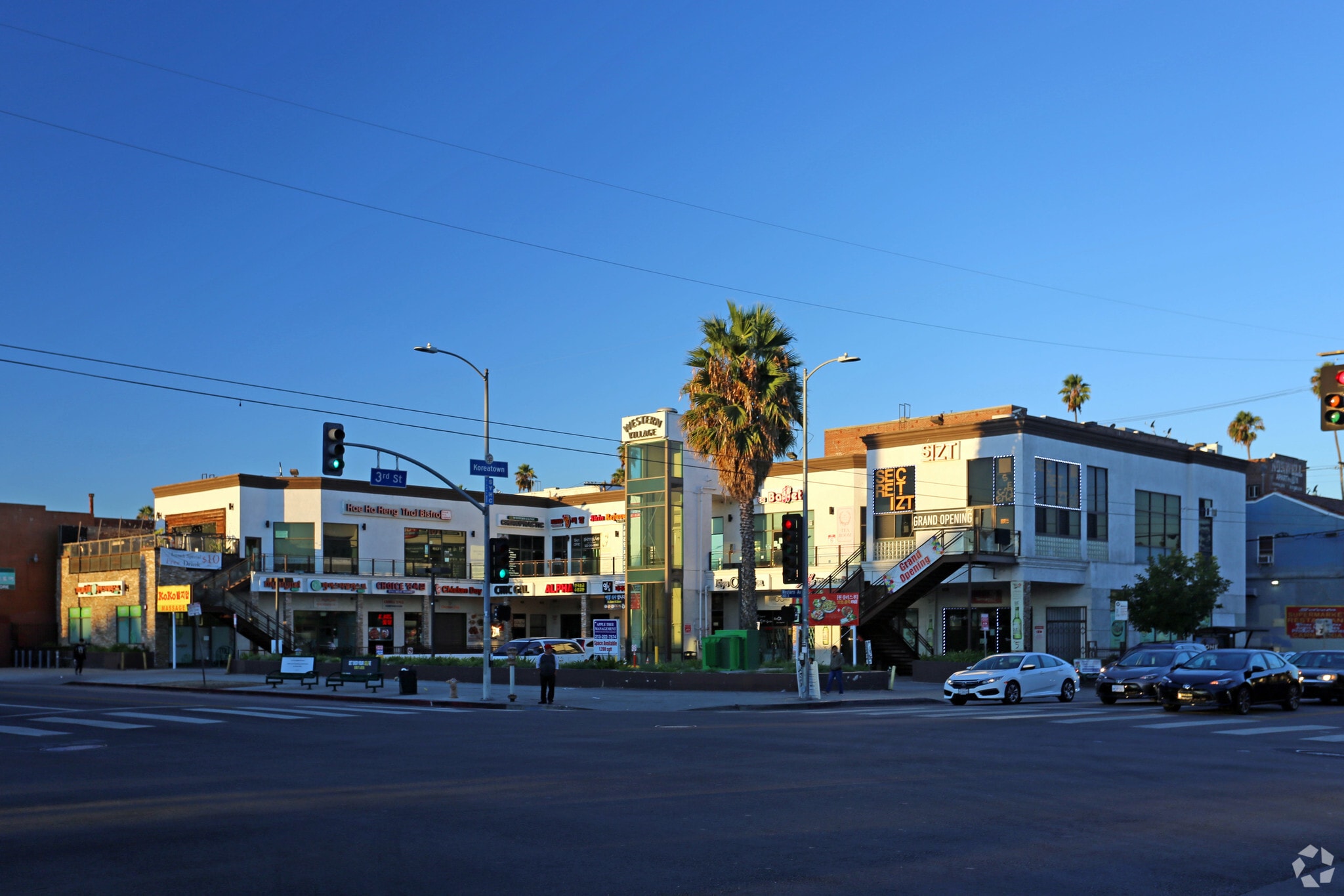 301 S Western Ave, Los Angeles, CA for Rent