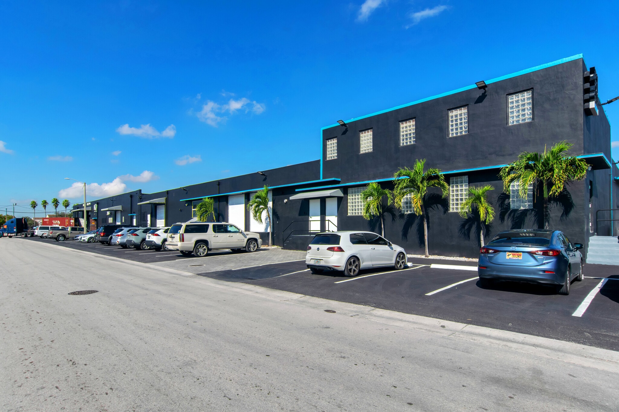 2901-2915 NW 34th St, Miami, FL for Rent