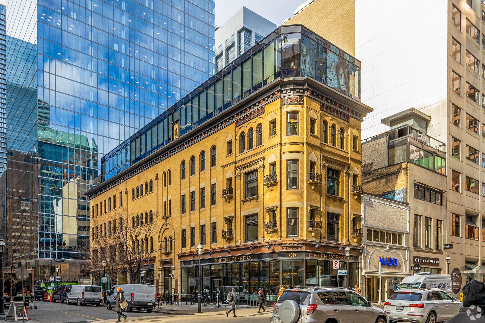 140-142 Yonge St, Toronto, ON for Rent