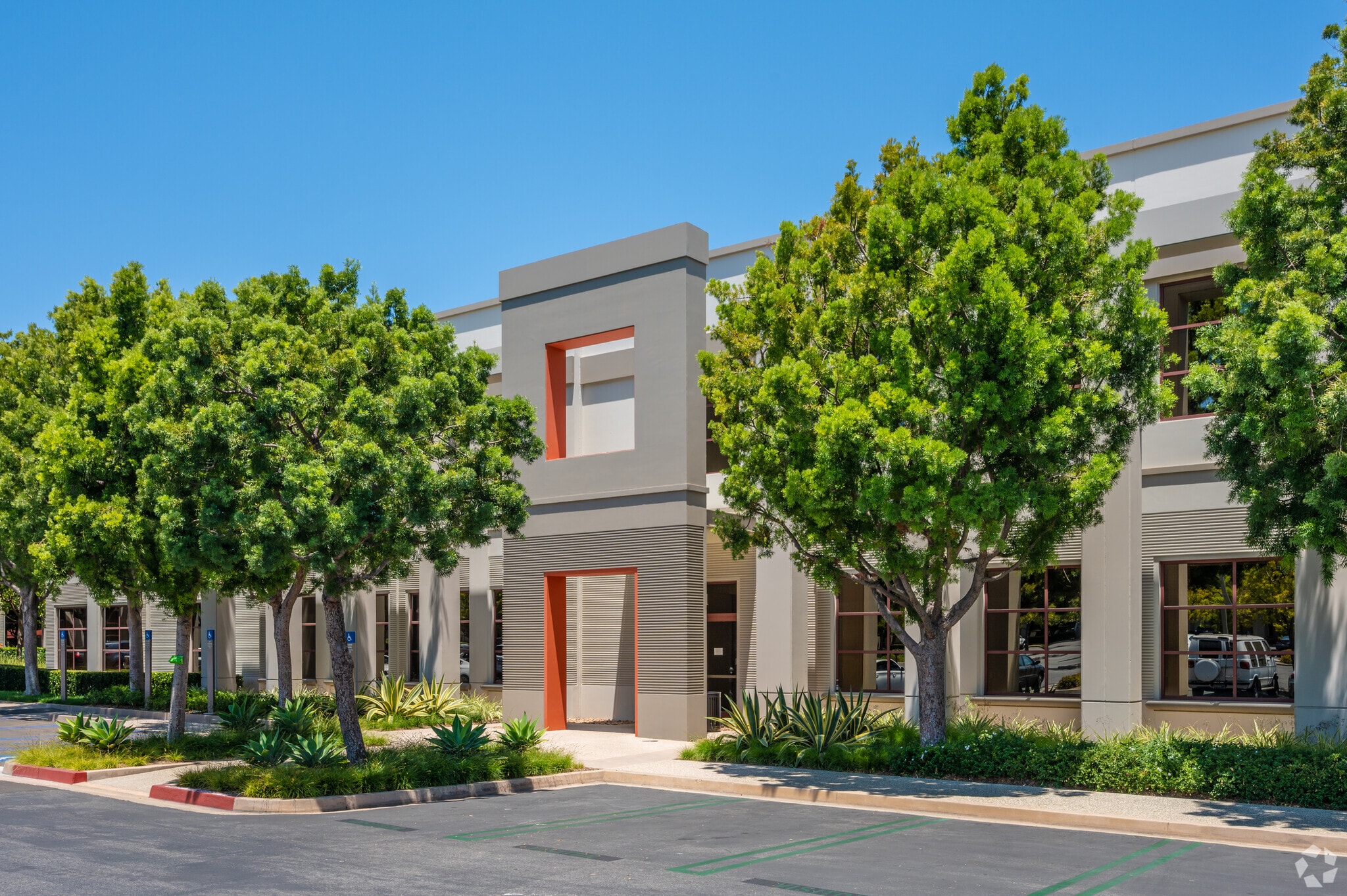 121 Innovation Dr, Irvine, CA for Rent