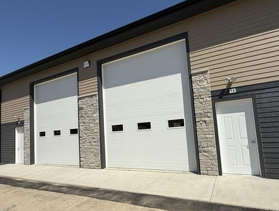 7645 Grinde Rd, Deforest, WI for Sale