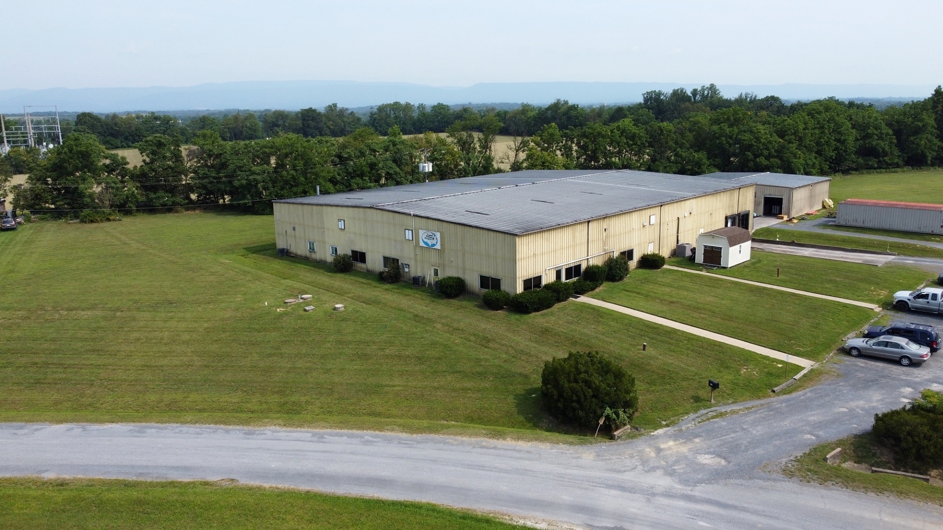 517 Aileen Rd, Edinburg, VA for Sale