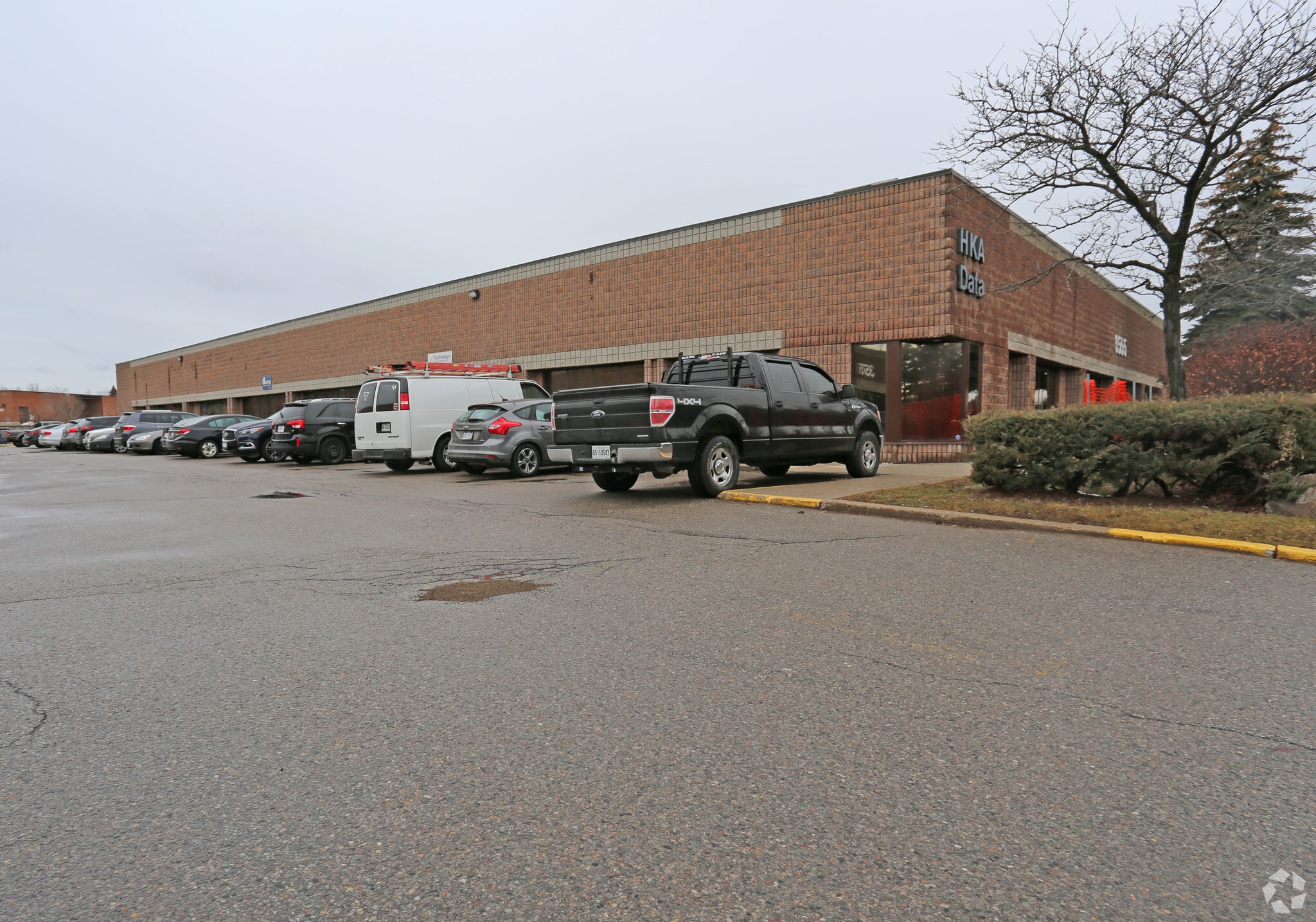 3555 14th Ave, Markham, ON for Rent