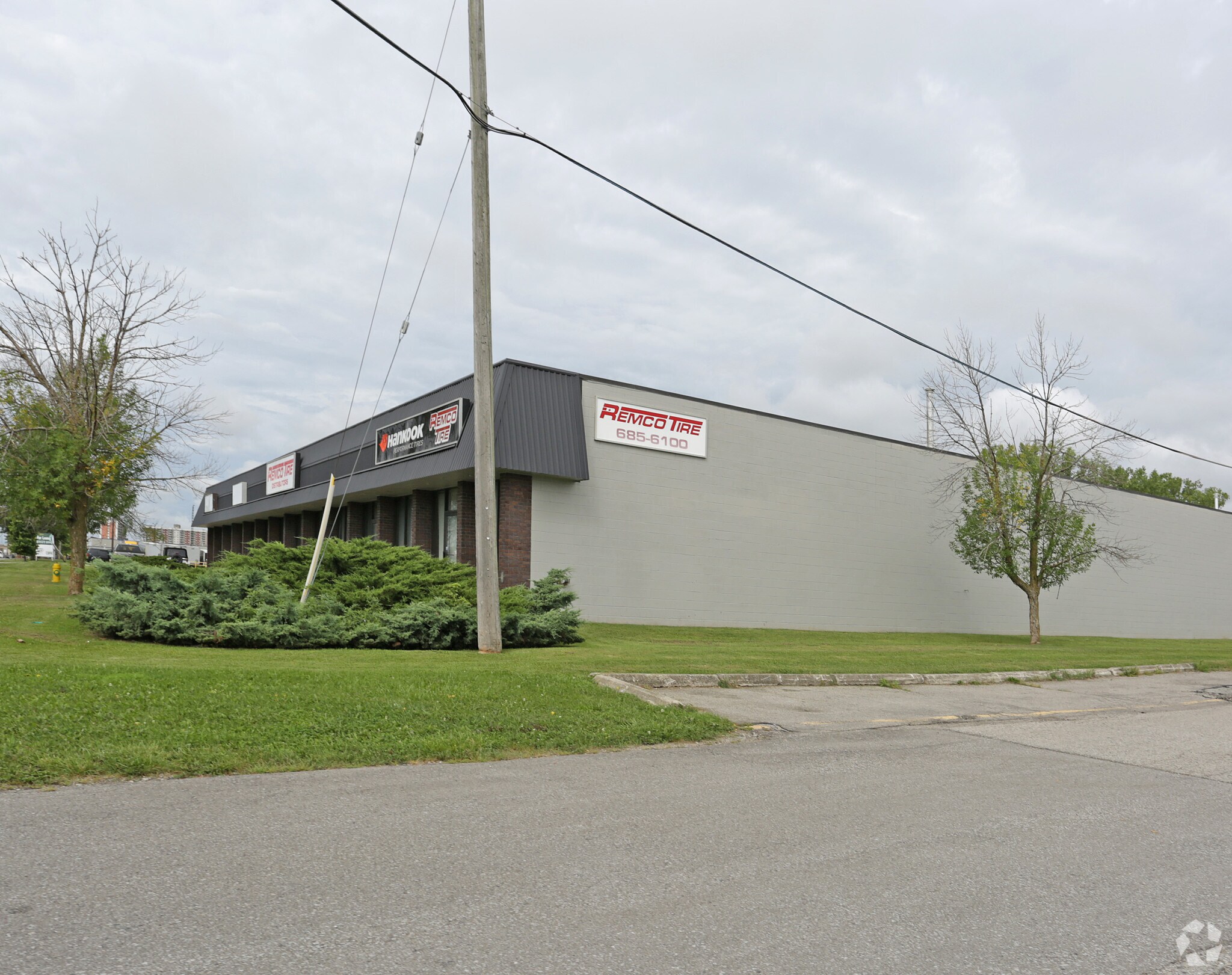 412 Newbold St, London, ON for Rent