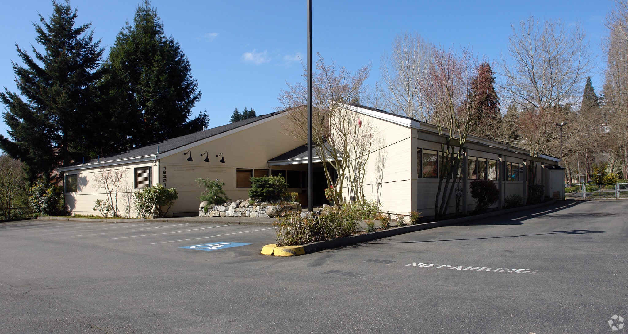 18321 NE 98th Ave, Bothell, WA for Rent
