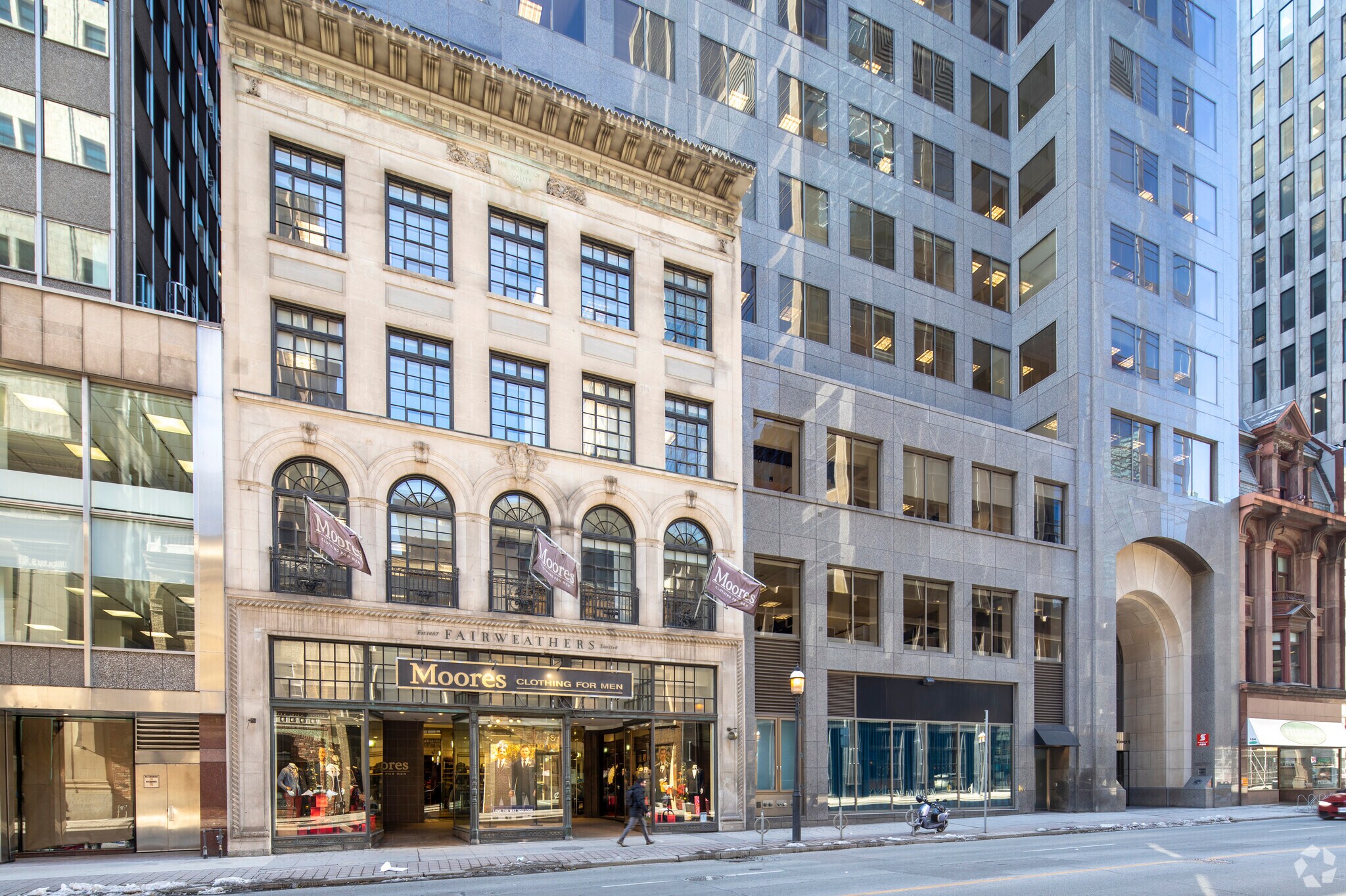 100 Yonge St, Toronto, ON for Rent
