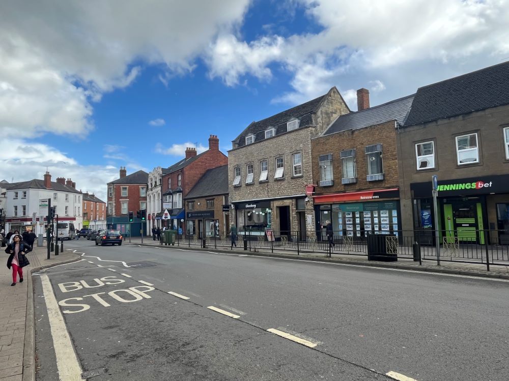 25 High St, Banbury, OXF for Rent