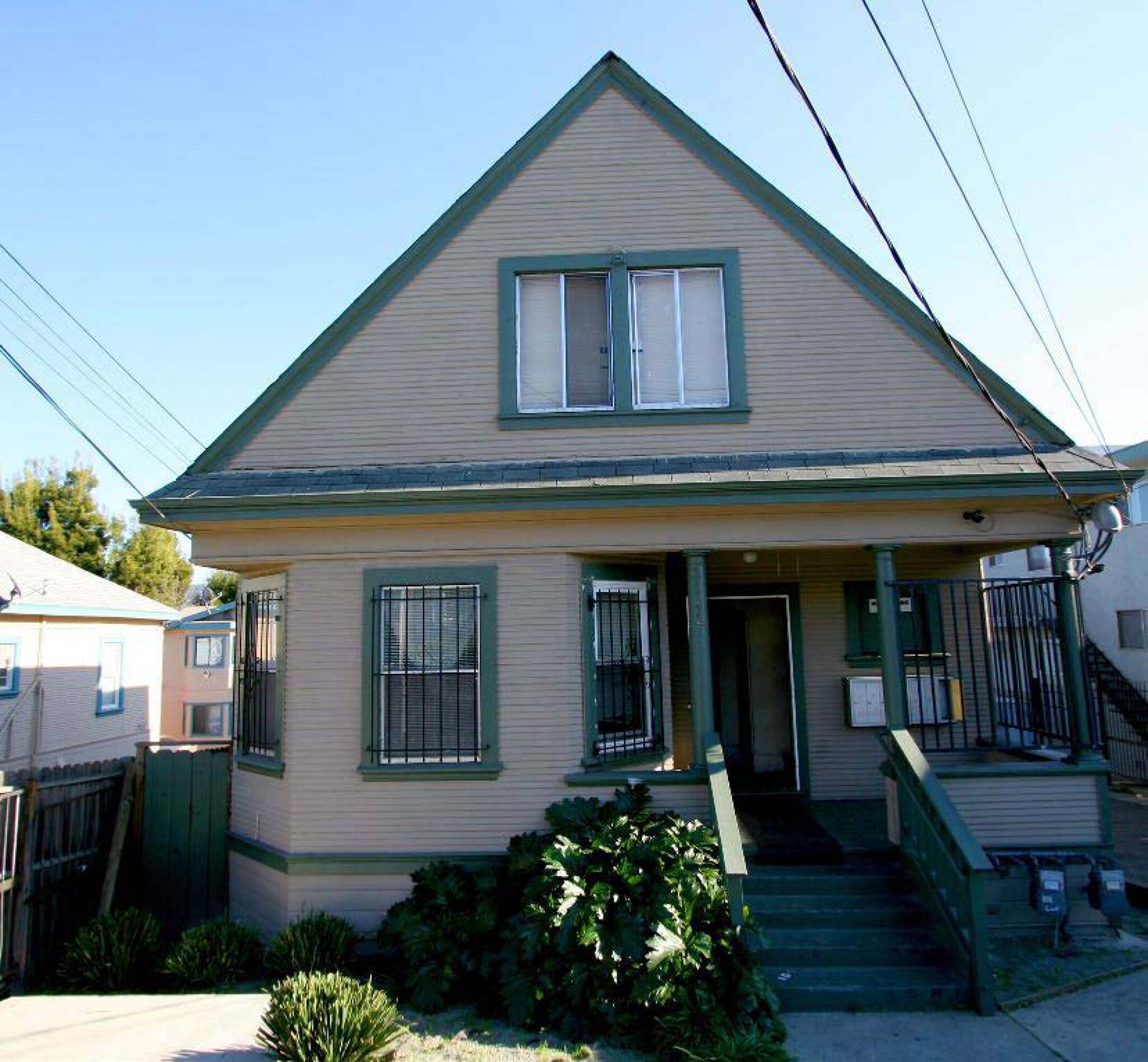 3142 Coolidge Ave, Oakland, CA for Sale