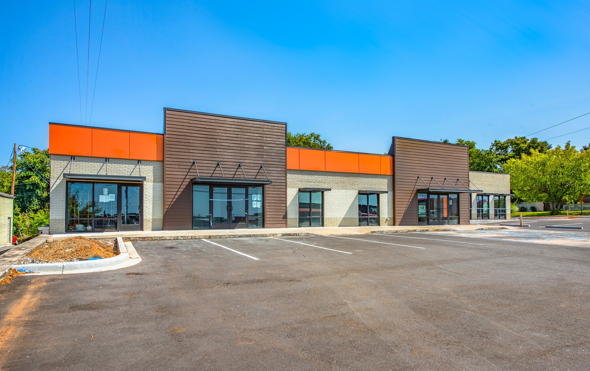 1411 Laurens Rd Greenville, SC 29607 Retail Property for Lease on