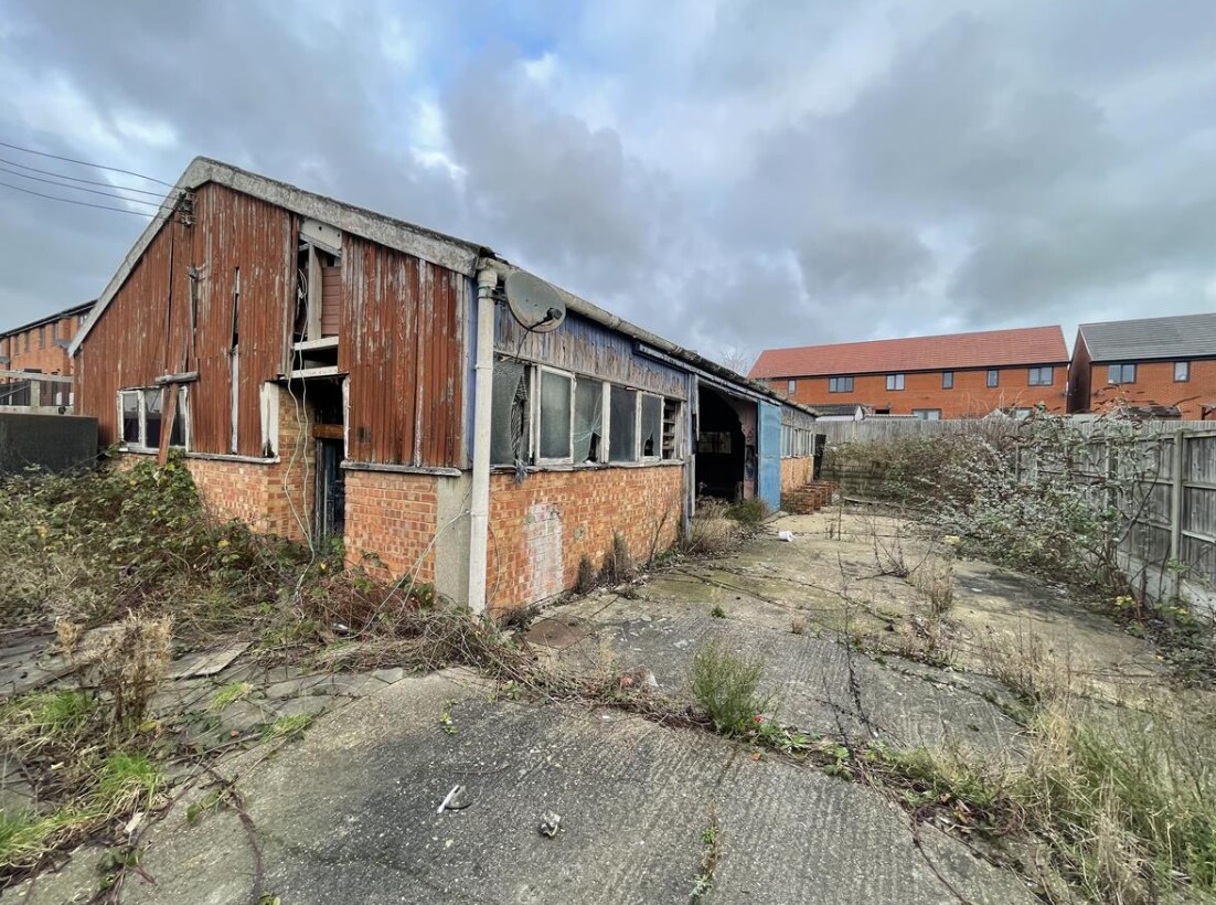 50 First Ave, Queenborough, KEN for Sale