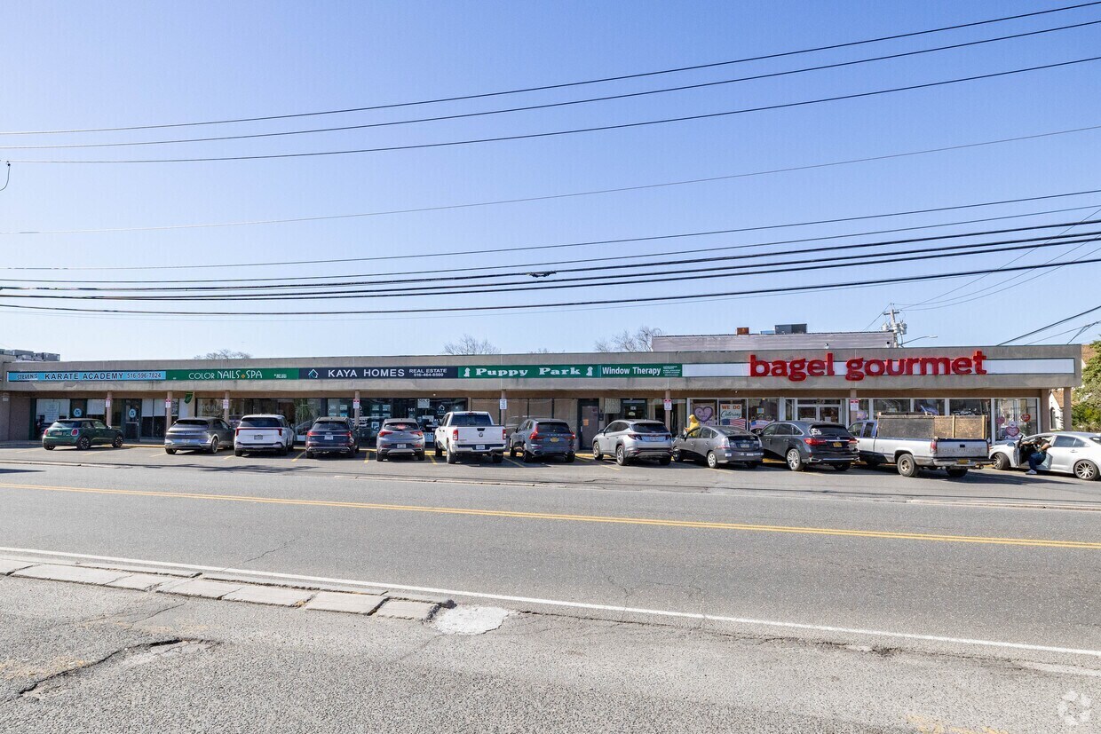 131 Main St, East Rockaway, NY for Rent