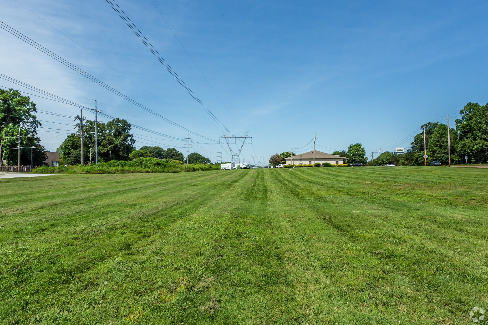 20 Volunteer Blvd, Jackson, TN for Sale