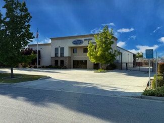 Bakersfield, CA Industrial - 1066 Carrier Parkway Ave