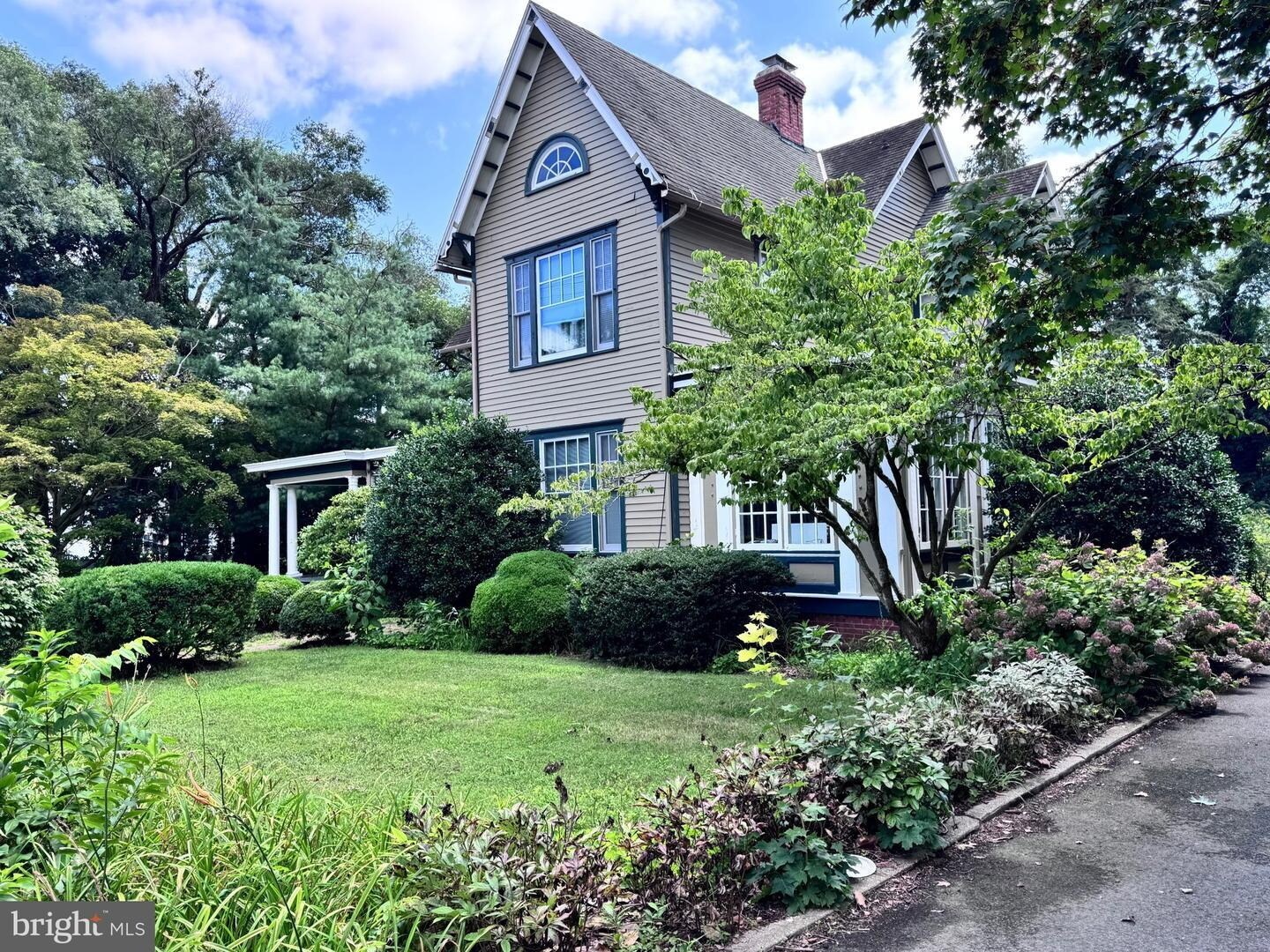 222 S Washington St, Millsboro, DE for Sale