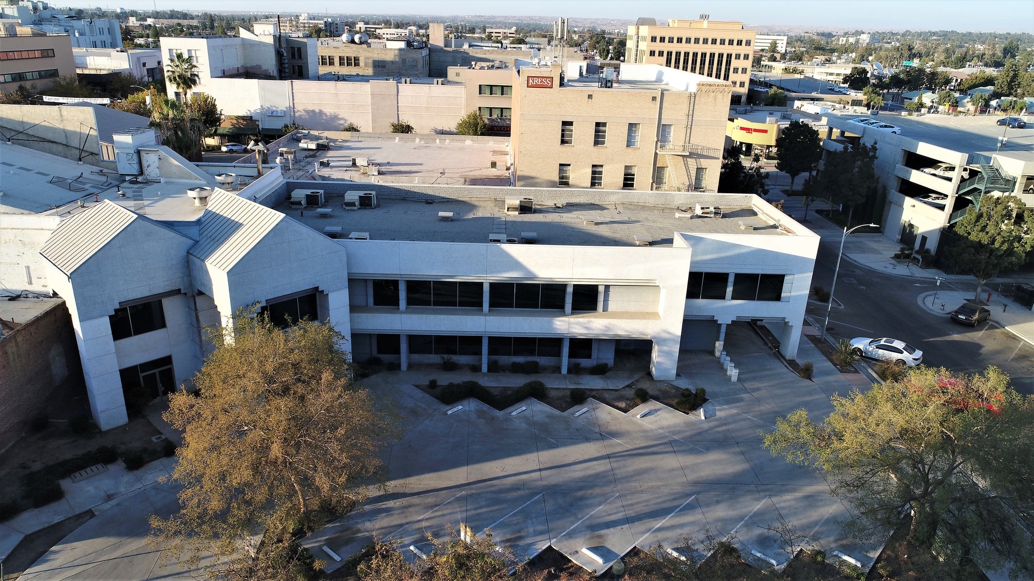 1400 18th St, Bakersfield, CA for Sale