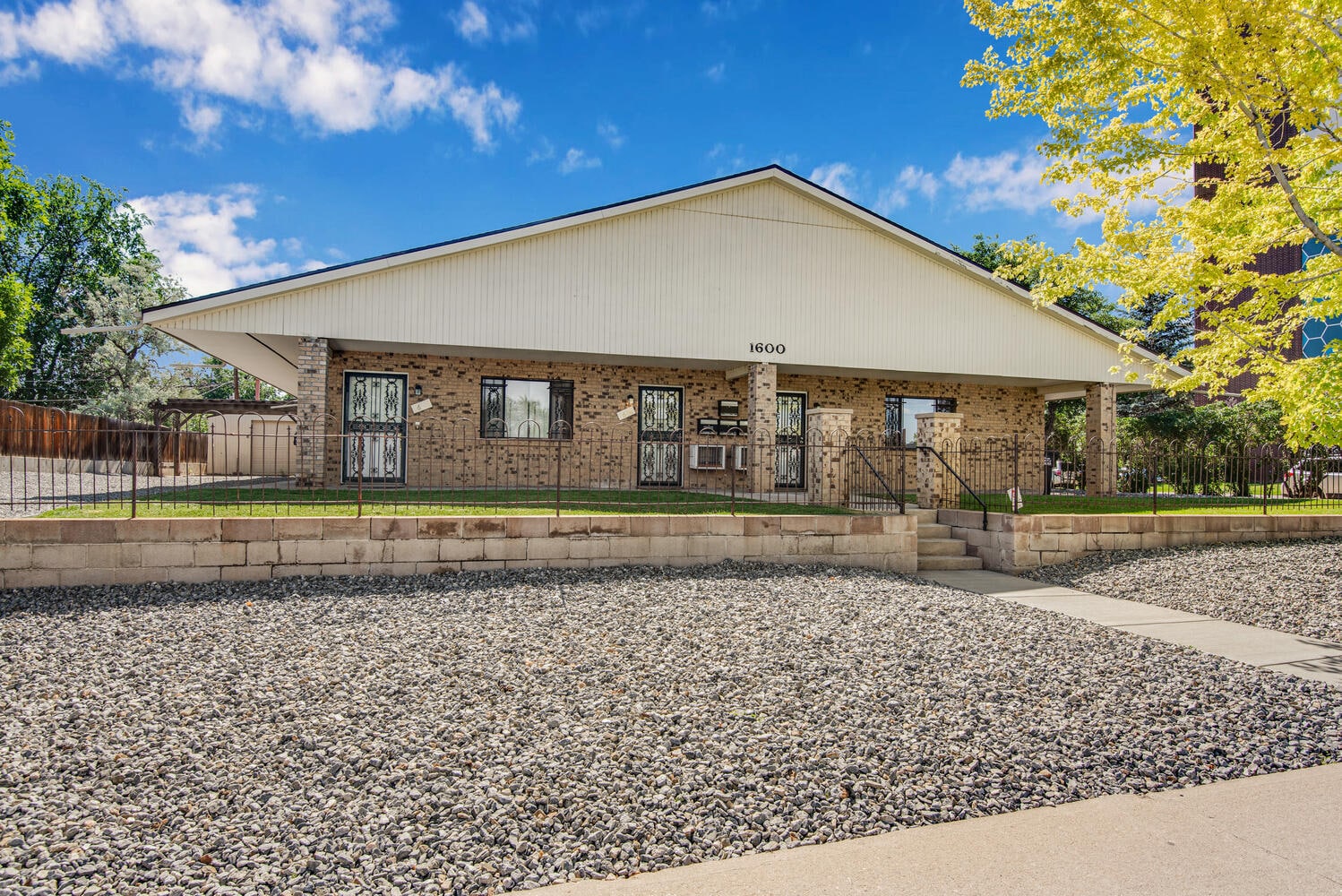 1600 Yates St, Denver, CO for Sale