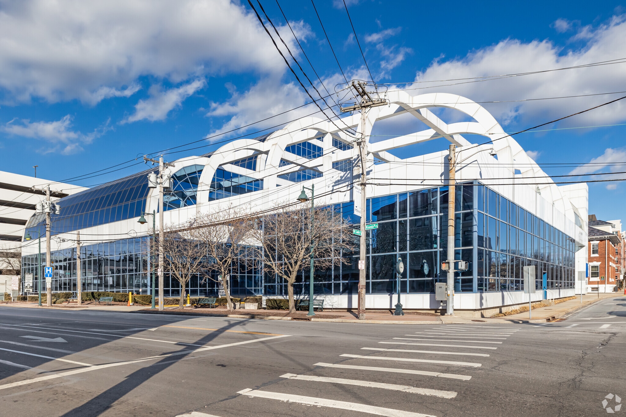 200 Old Country Rd, Mineola, NY for Rent