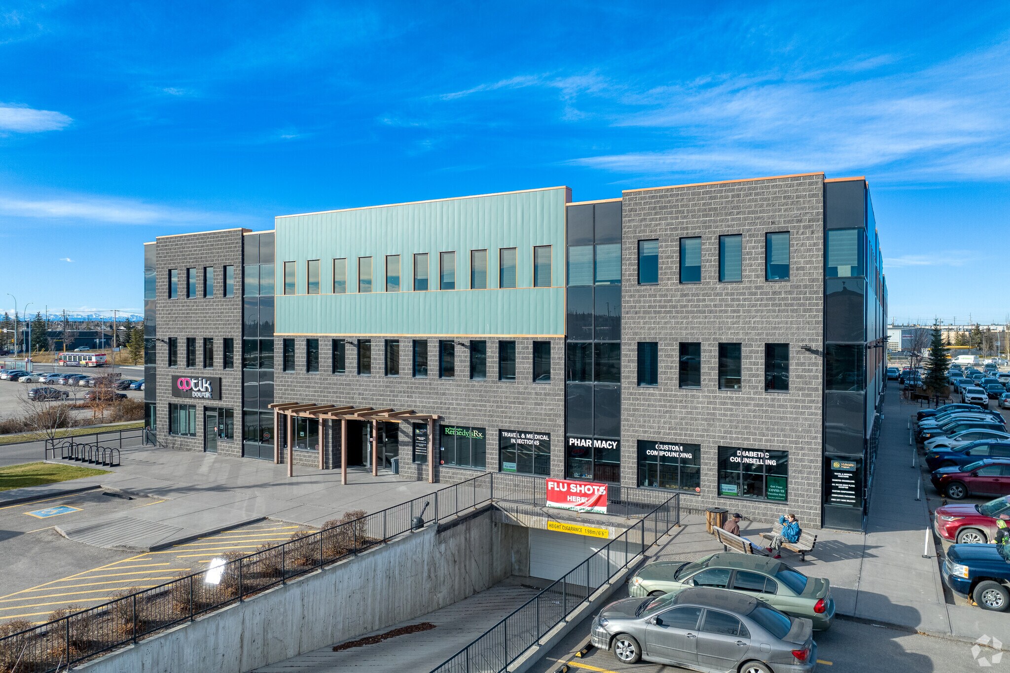 11420 27th St SE, Calgary, AB for Rent