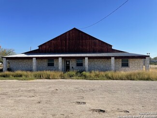 Jourdanton, TX Warehouse - 1500 Simmons Ave