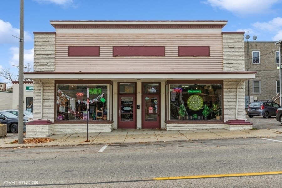 114118 E Calhoun St Woodstock, IL 60098 Retail Property for Sale on