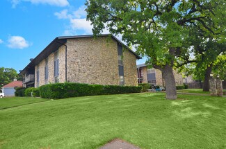 Granbury, TX Apartments - 220 Bridge Street