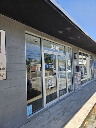 Tampa, FL Retail - 2610 W Kennedy Blvd