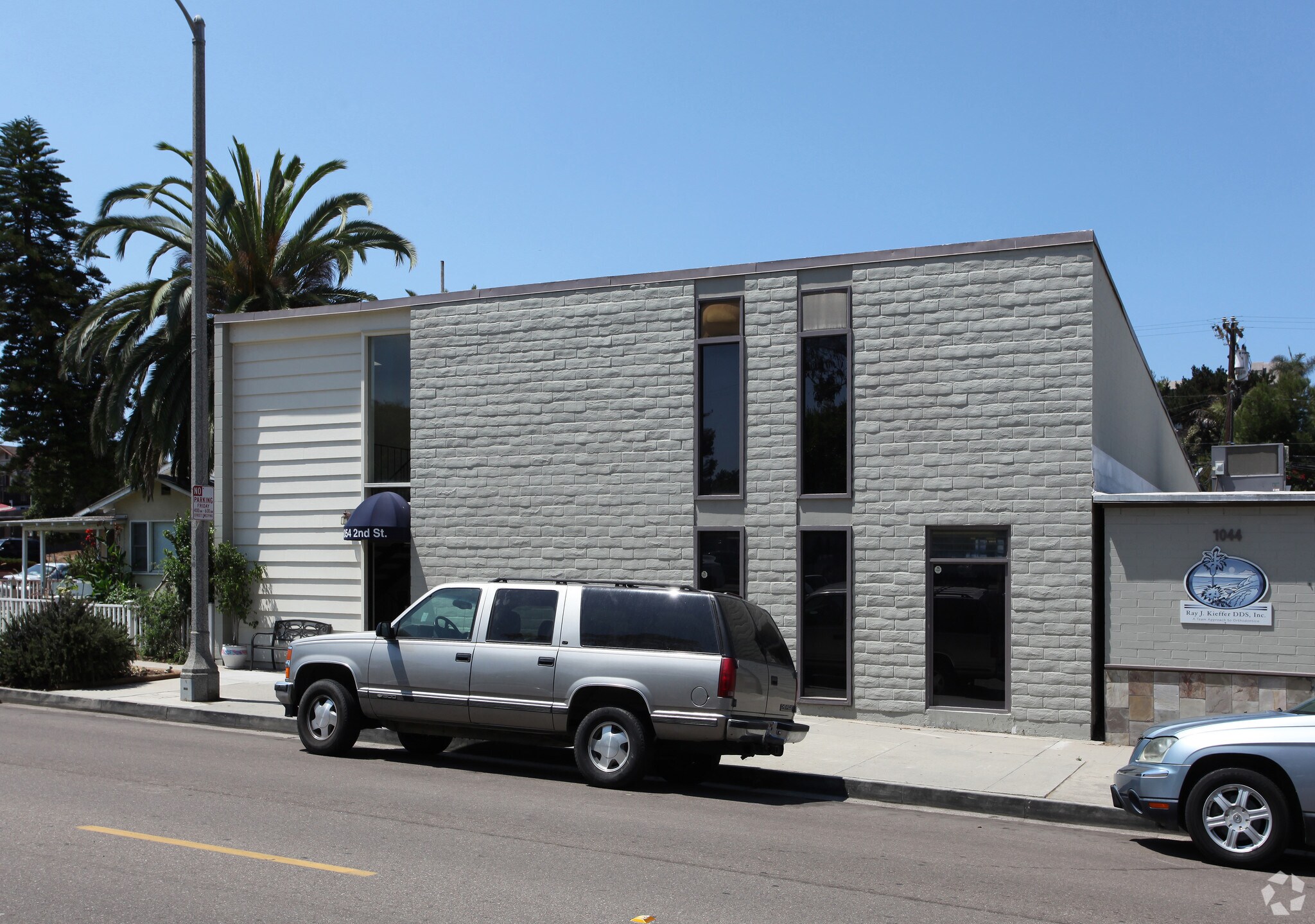 1054 2nd St, Encinitas, CA for Rent