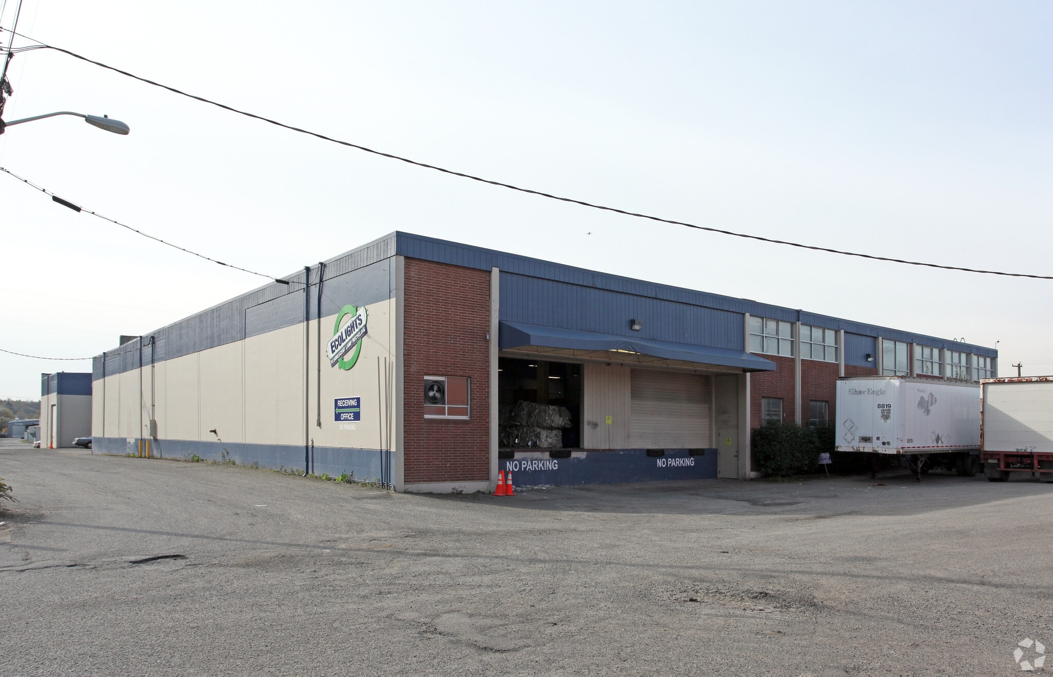 1915 S Corgiat Dr, Seattle, WA for Sale