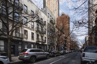 New York, NY undefined - 323 E 78th St