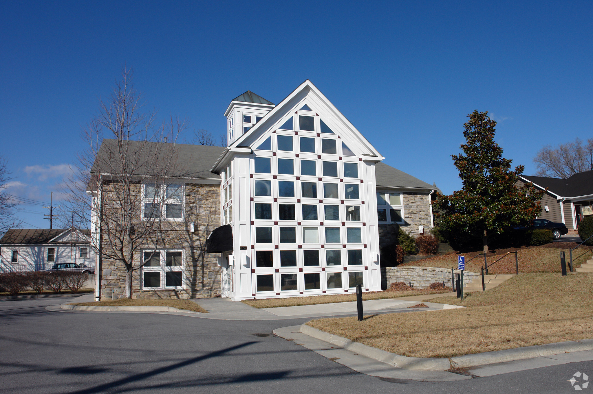 2055 Valley Ave, Winchester, VA for Rent