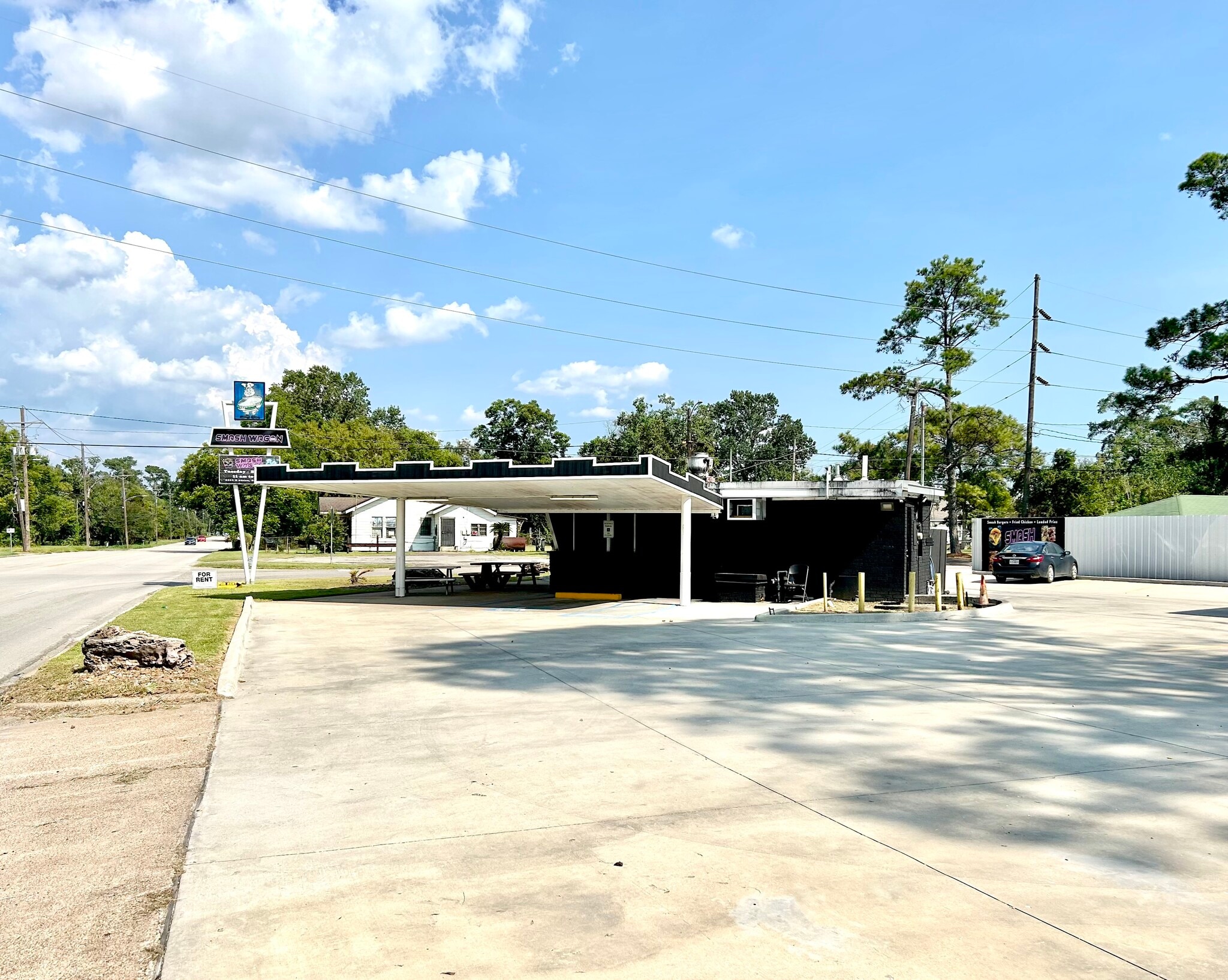 2605 E Lucas Dr, Beaumont, TX for Rent