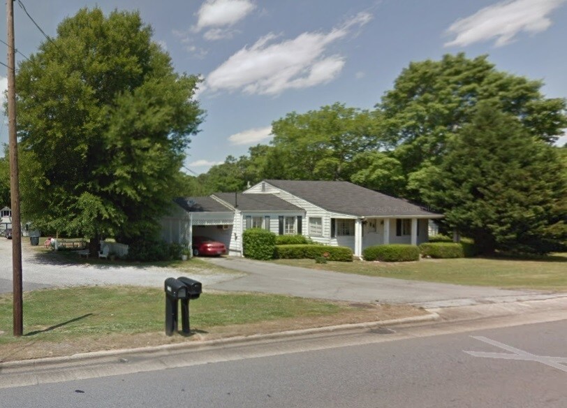 730 Cox Creek Pky, Florence, AL for Sale