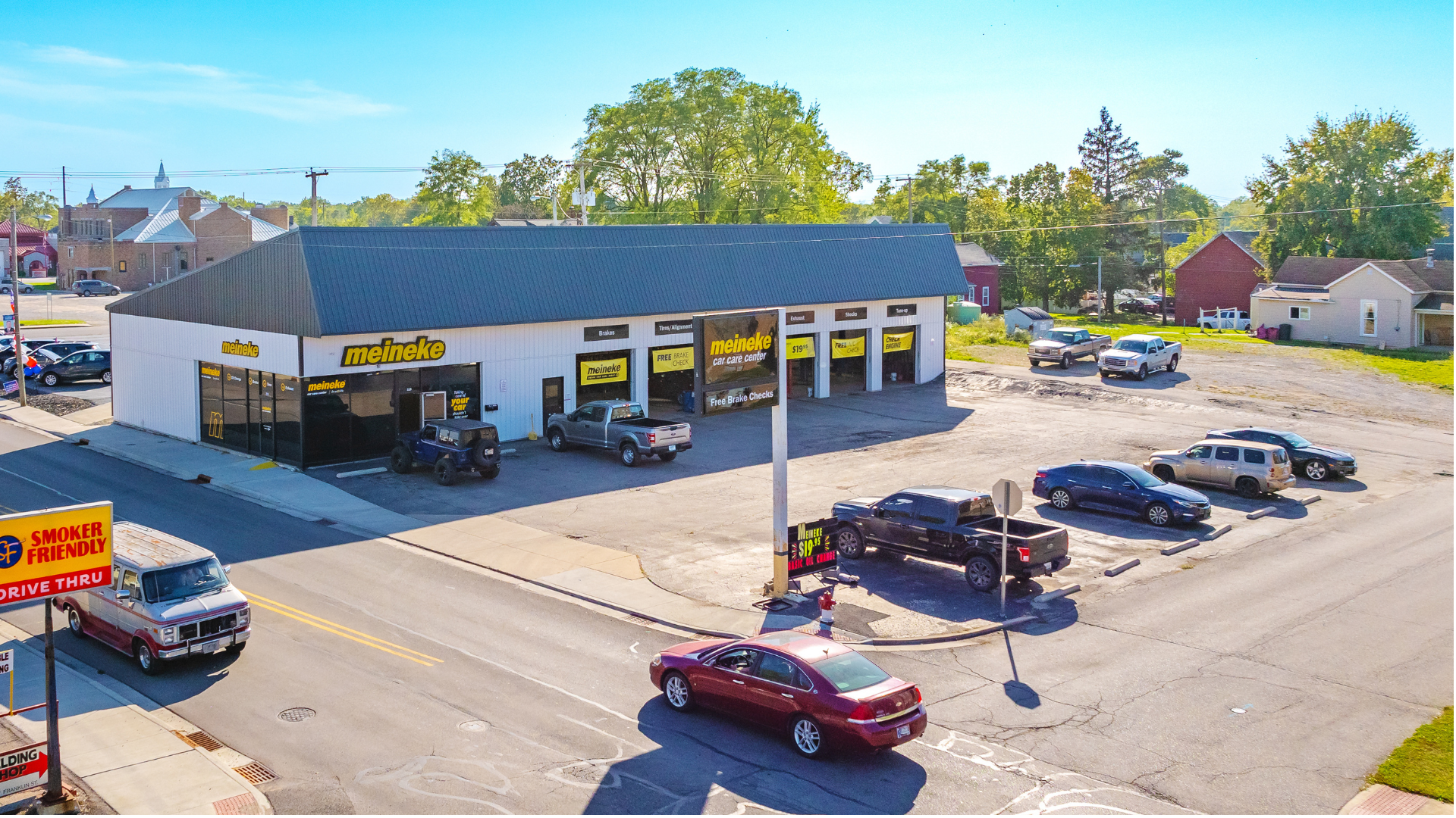 219 N Walnut St, Hartford City, IN for Sale