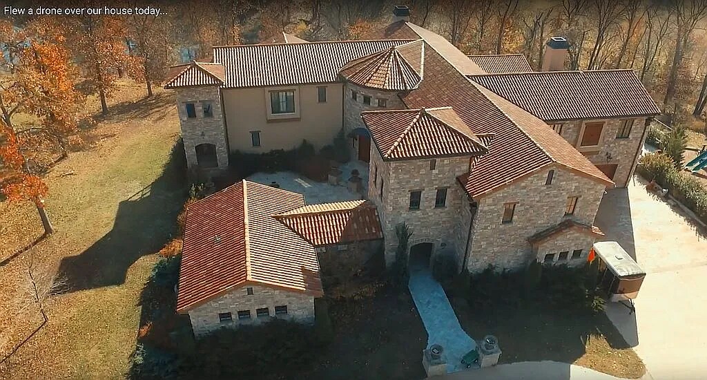 126 Par Ln, Carl Junction, MO for Sale