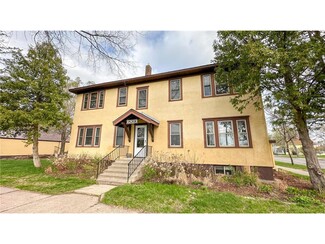 Saint Cloud, MN Apartments - 1203 2nd St N