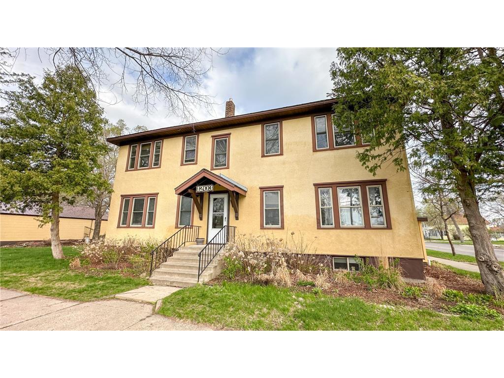 1203 2nd St N, Saint Cloud, MN for Sale