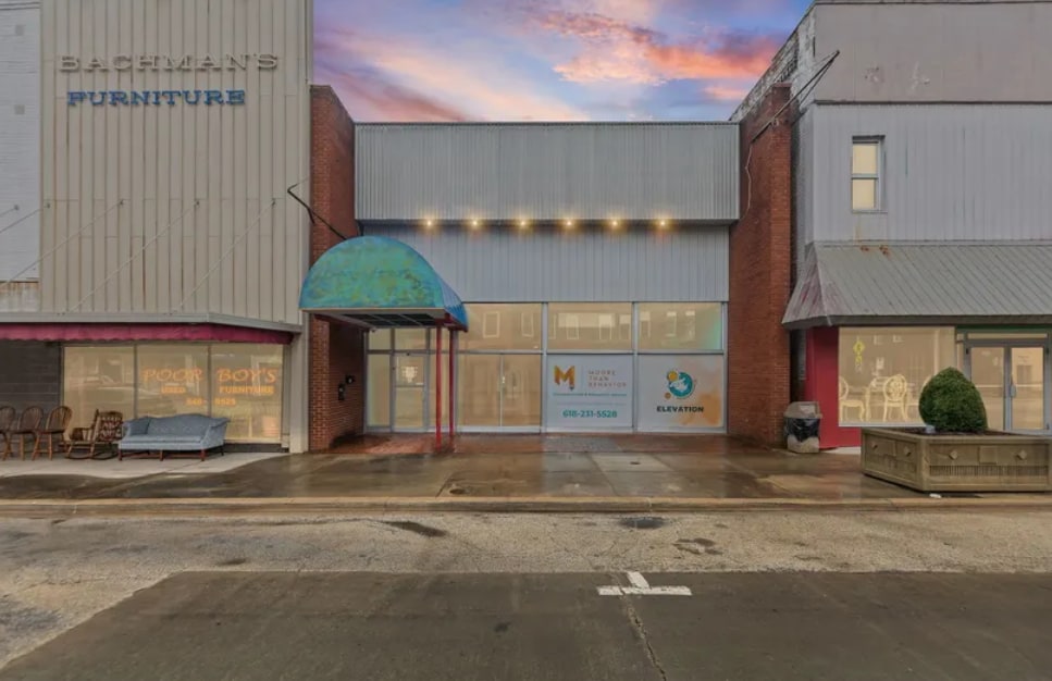 115 W Main St, Salem, IL for Sale