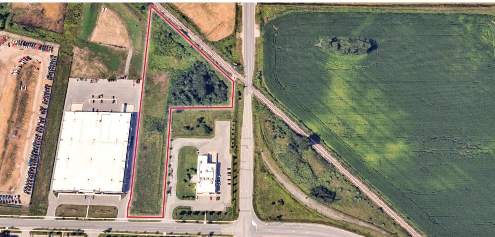 15900 Robins Hill Rd, London, ON for Sale